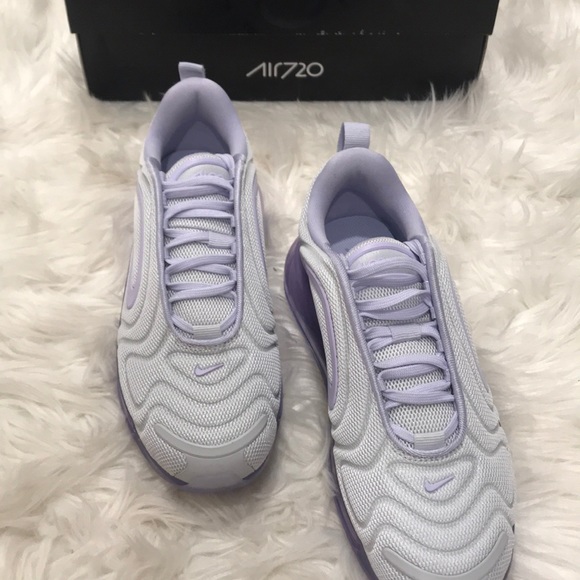 LAST PAIR 💜 Women’s Nike Air Max 720 💜 - Picture 5 of 8